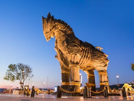 Trojan Horse @ Waterfront