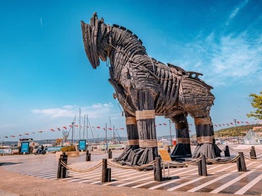 Trojan Horse (Waterfront)